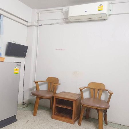 ห้องพักสุขสบายวังหลัง Бангкок Екстер'єр фото